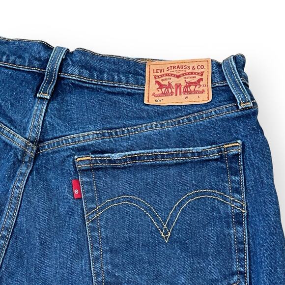 Levi's 501 High Rise Dark Wash Cut-Off Denim Shorts Distressed Womens Size 30 - Picture 6 of 9